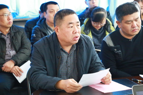 綜合辦公室主任梁東生宣讀考核匯報會的總體要求、注意事項及匯報順序