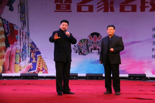 京劇社彭心怡、梁佳等演唱傳統(tǒng)京劇《打龍袍》選段