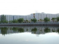 江漢藝術(shù)職業(yè)師范學(xué)院2023年學(xué)費(fèi)、收費(fèi)多少