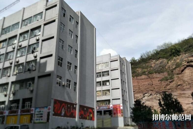 達州全星職業(yè)技術幼兒師范學校2019年報名條件、招生對象