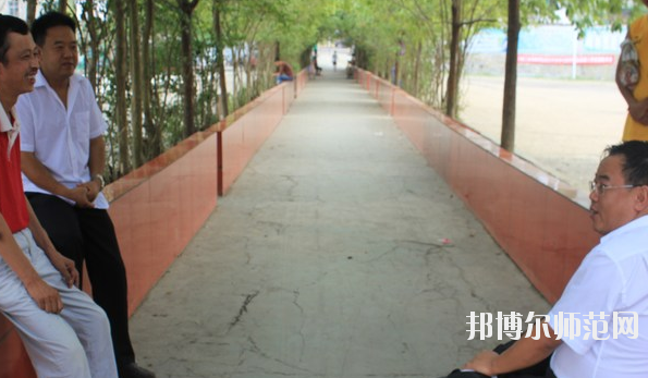 德江縣民族幼兒師范職業(yè)技術(shù)學(xué)院2020年報(bào)名條件、招生要求、招生對(duì)象 