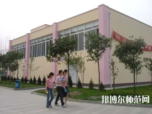 四川經(jīng)濟(jì)管理幼兒師范學(xué)校2020年招生辦聯(lián)系電話(huà)