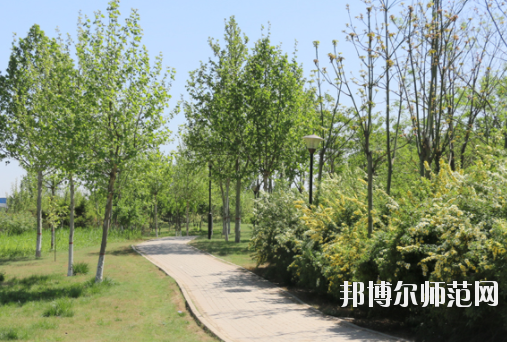 石家莊中英航空幼兒師范中等專業(yè)學校怎么樣、好不好
