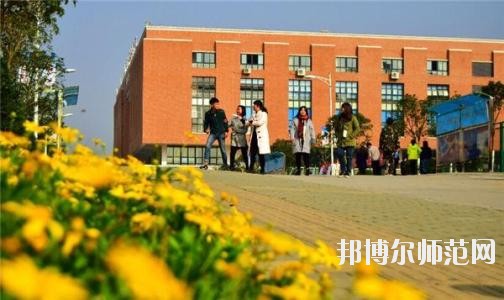 四川五月花專修師范學(xué)院2020年報(bào)名條件、招生要求、招生對象