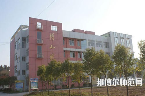 遂寧安居職業(yè)高級幼兒師范中學(xué)2020年報名條件、招生要求、招生對象