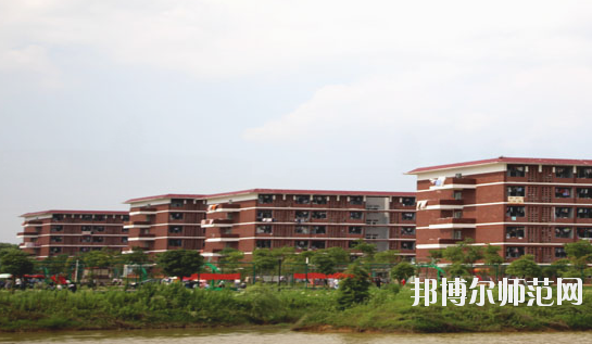 江西2020年讀幼師學(xué)?？梢钥即髮W(xué)嗎