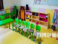 廣西2020年幼師學(xué)校和中專(zhuān)有哪些區(qū)別