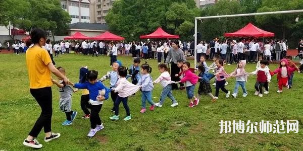 遵義2020年以幼師學(xué)校為王牌專(zhuān)業(yè)的大專(zhuān)學(xué)校有哪些