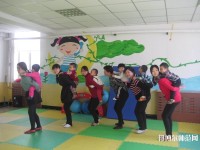 黃石2020年幼師學(xué)校中專升大?？际裁? /><b>黃石2020年幼師學(xué)校中專升大專考什么</b><span>2020-03-24 15:30</span><p>黃石2020年幼師學(xué)校中專升大?？际裁?現(xiàn)在這個(gè)發(fā)展這么迅速的社會(huì)，步入社會(huì)都是需要學(xué)歷的，你學(xué)歷高低取決于你的工作崗位，薪</p></a></li>
            <li><a href=