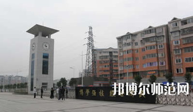 重慶市經(jīng)貿(mào)幼師中等專業(yè)學(xué)校怎么樣、好不好
