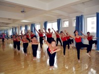 曲靖2021年中專幼師學(xué)?？梢钥即髮? /><b>曲靖2021年中專幼師學(xué)校可以考大專嗎</b><span>2021-01-27 16:02</span><p>曲靖2021年中專幼師學(xué)?？梢钥即髮?有部分初中畢業(yè)的學(xué)生由于自己的部分原因沒(méi)能選擇上高中，而是選擇在幼師學(xué)校讀書，而中專</p></a></li>
            <li><a href=