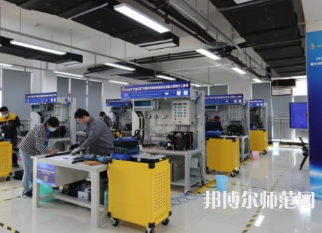 重慶輕工業(yè)幼師技工學(xué)校2023年學(xué)費(fèi)、收費(fèi)多少