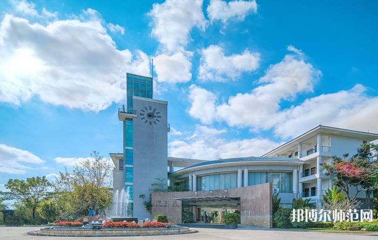 廣東外語外貿(mào)師范大學南國商學院2023年招生代碼