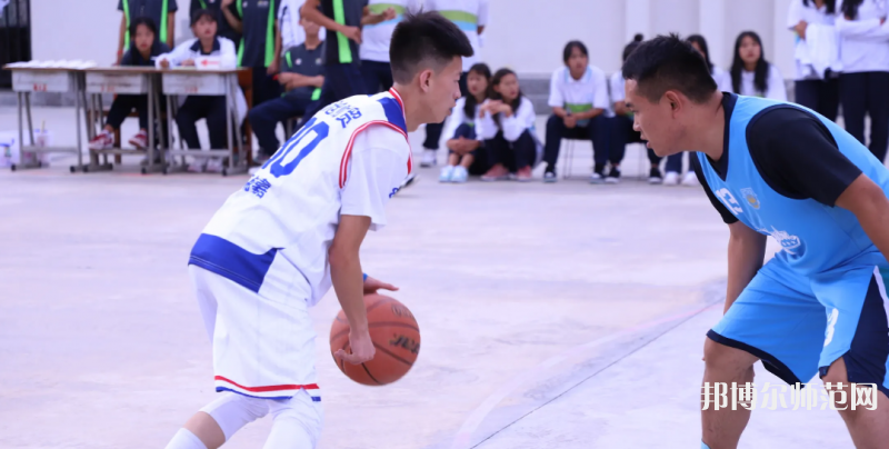 大理州幼師財貿(mào)學校2023年招生辦聯(lián)系電話