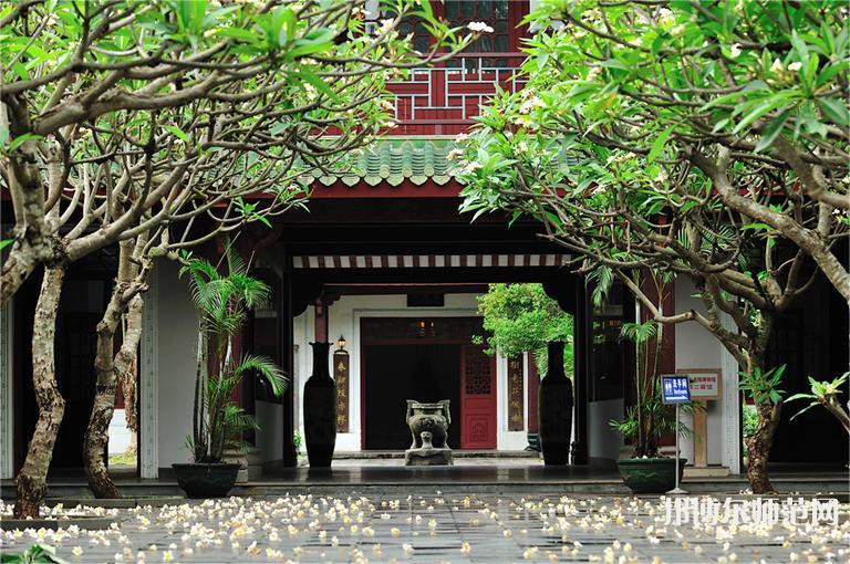 瓊臺師范學(xué)院2023年怎么樣、好不好 