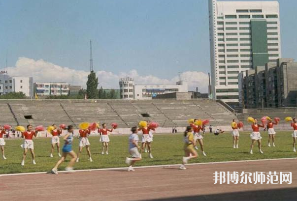 烏魯木齊職業(yè)師范大學(xué)2023年報(bào)名條件、招生要求、招生對(duì)象