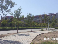 烏魯木齊職業(yè)師范大學2023年報名條件、招生要求、招生對象