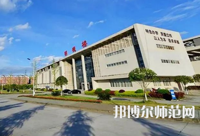 南充職業(yè)技術師范學院2023年招生錄取分數線 
