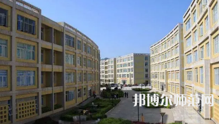 2023年貴州省畢節(jié)財(cái)貿(mào)幼兒師范學(xué)校報(bào)名條件、招生對(duì)象