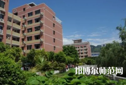 2023年重慶巫山師范學(xué)校報(bào)名條件、招生對象