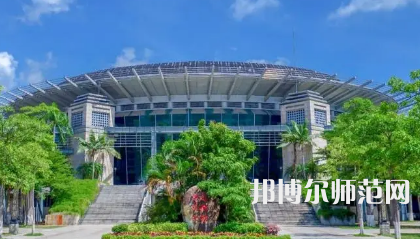 2023年嶺南師范學(xué)院五年制大專報(bào)名條件、招生對(duì)象
