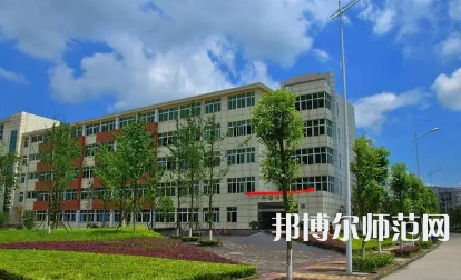2023年重慶師范大學(xué)涉外商貿(mào)學(xué)院廣播電視編導(dǎo)專(zhuān)業(yè)介紹