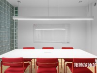 榆林礦業(yè)能源化工師范學校介紹、地址